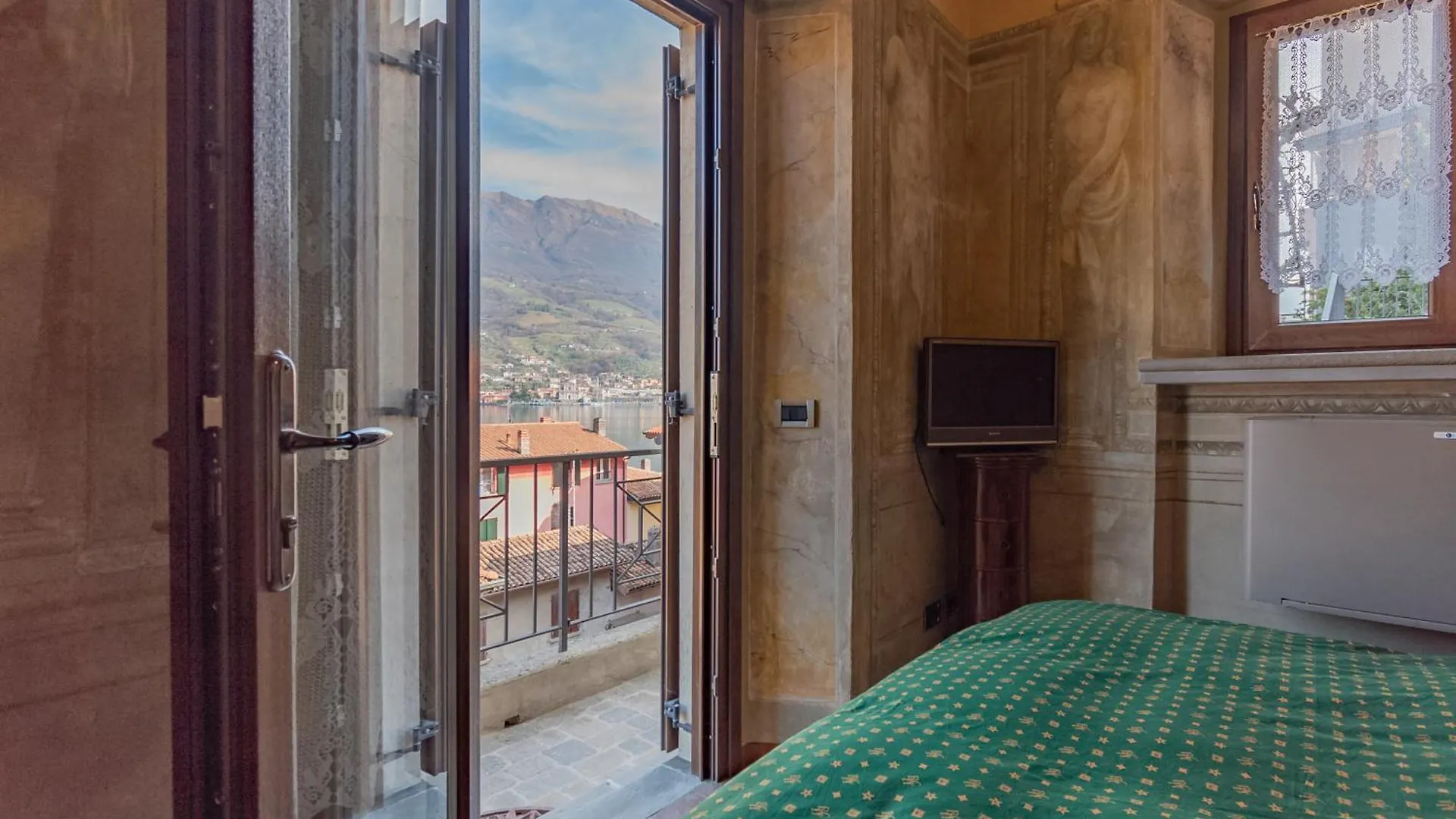 Iseolakerental - La Colombaia Carzano  Carzano (Lombardy)